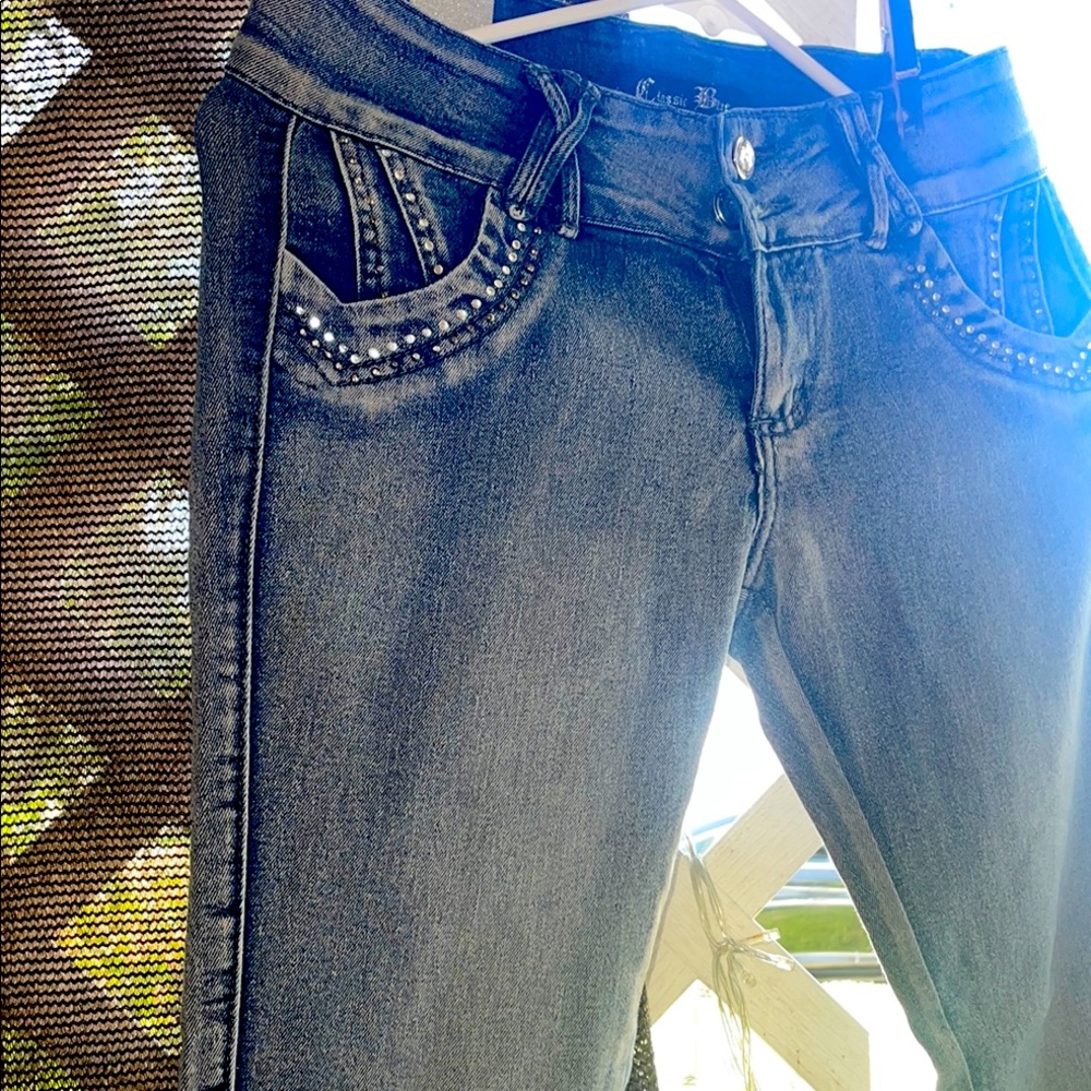 Stylish Gray Jeans with Rhinestone Accents
